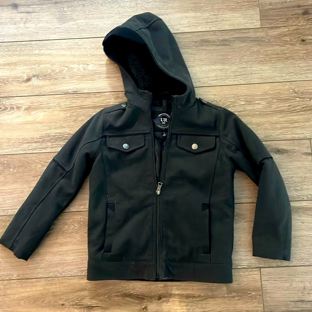 Coat with lined hood wool exterior